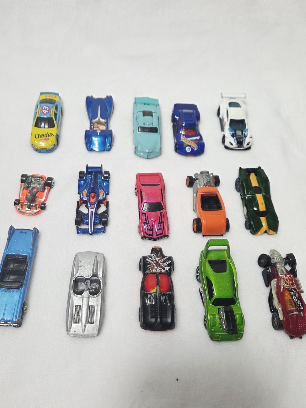 Assorted Kids Toy Cars - Multi Color Die-Cast Set Bundle Of 15 Hot Wheels